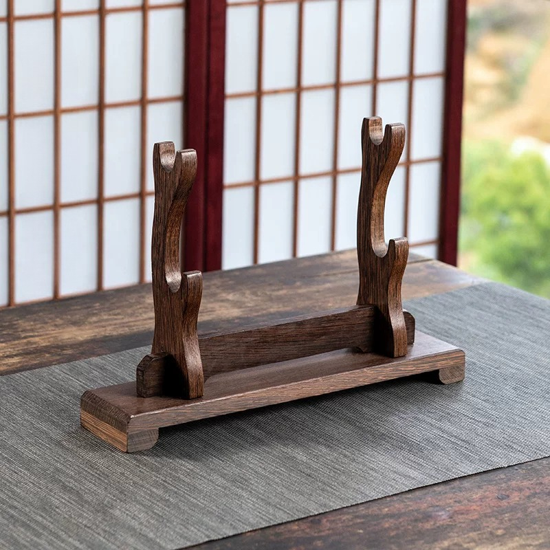 Home Decor Exhibition - Wenge Ahşap Kılıç Sergi Standı, Oturma